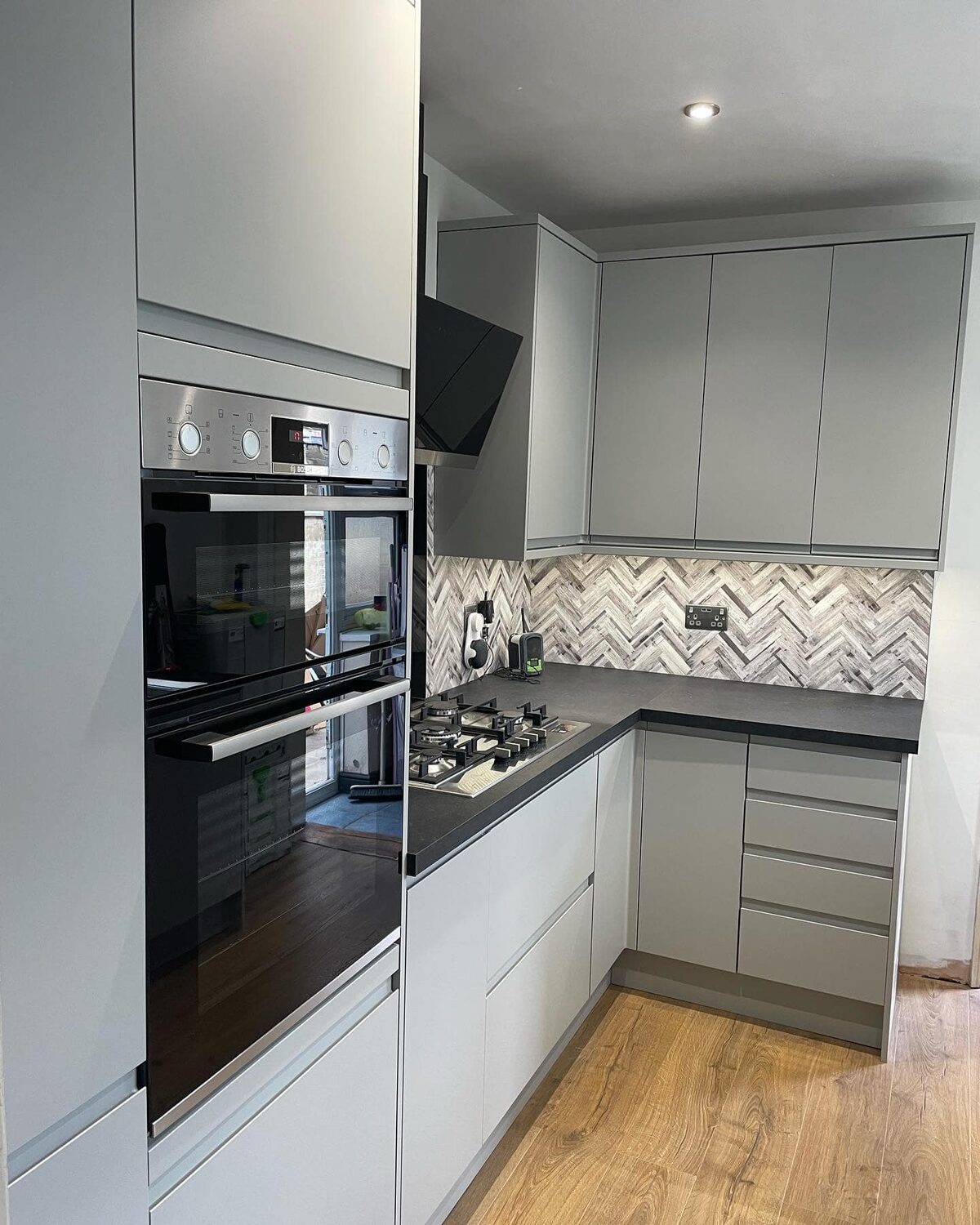 Completed kitchen installation 14